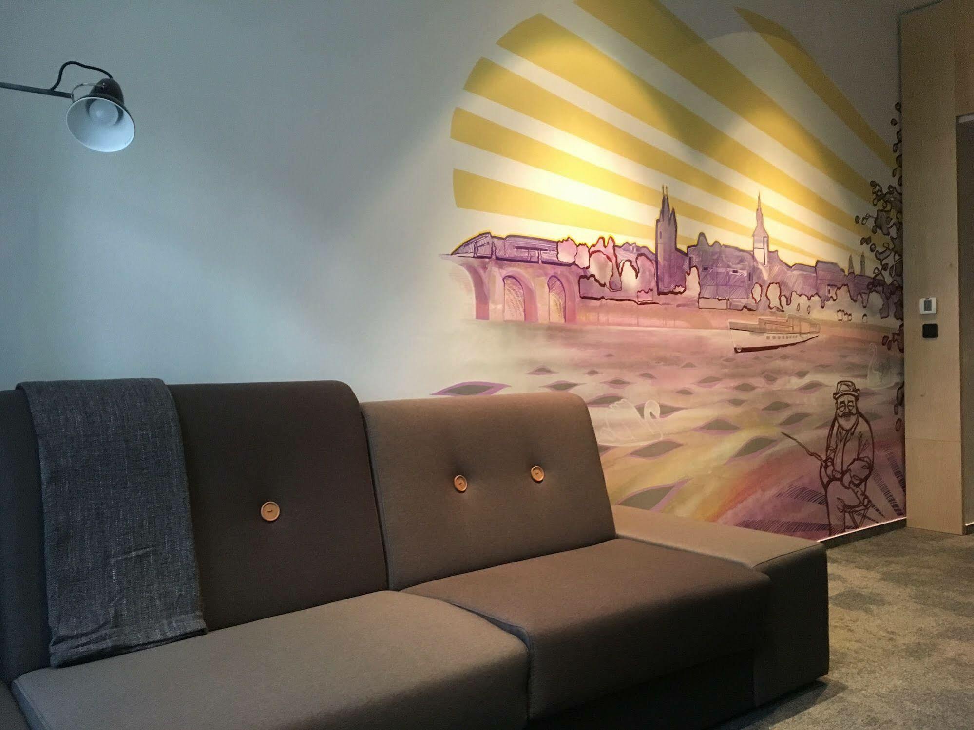 Visitinn Apartments & Hostel プラハ エクステリア 写真